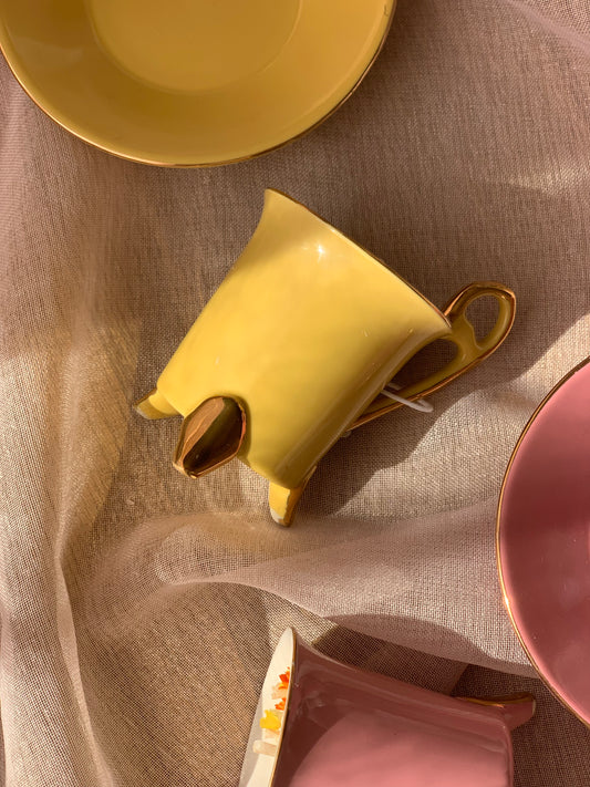Tasse jaune et dorée - Parfum Fleur de coton