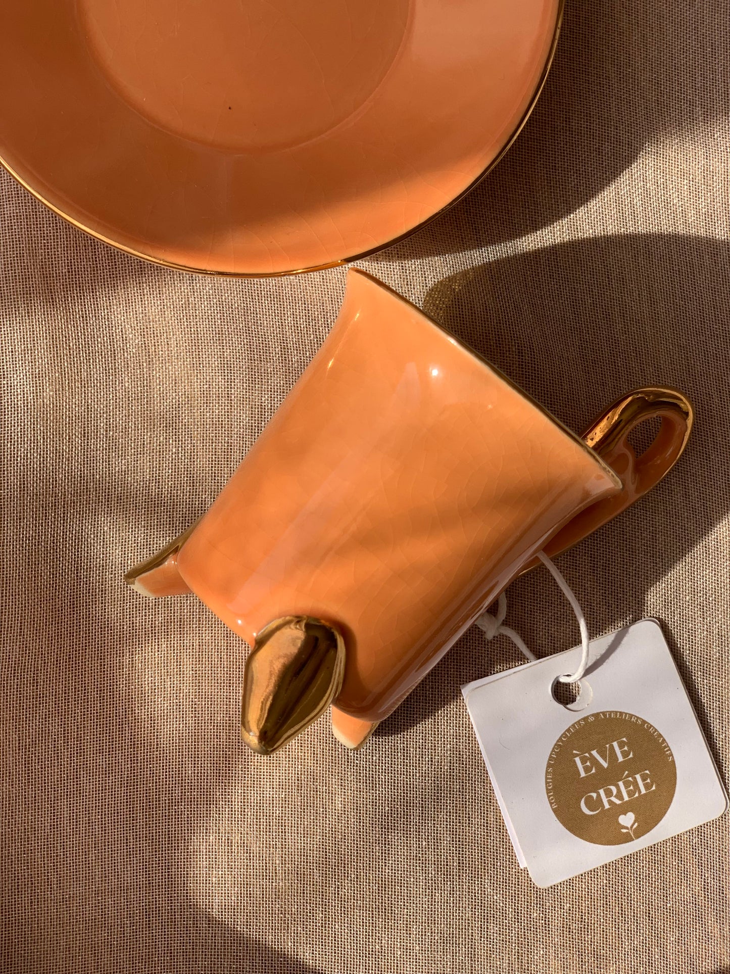 Tasse orange et dorée - Parfum Fleurs blanches