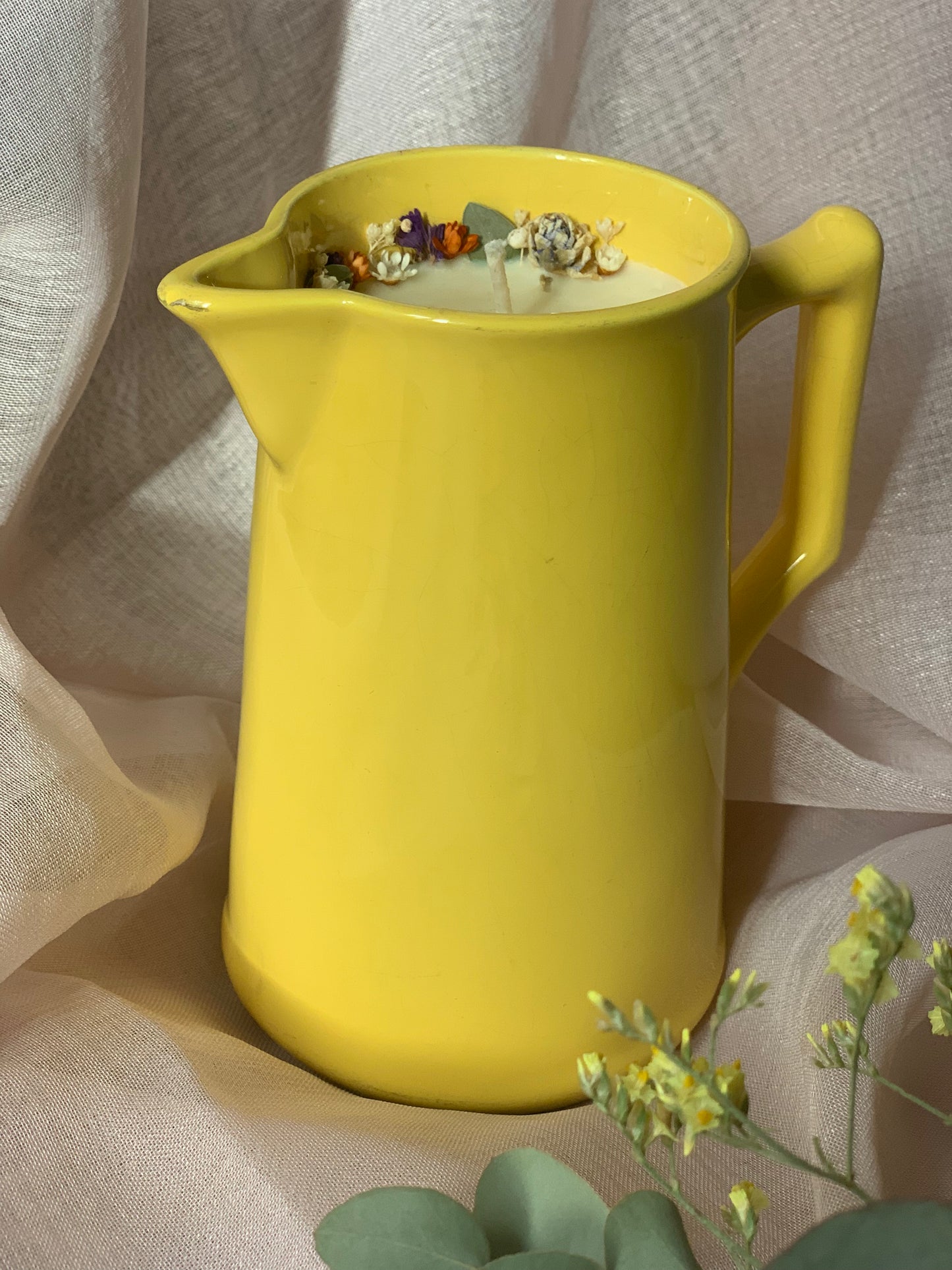 Pichet jaune - Parfum Fleurs blanches